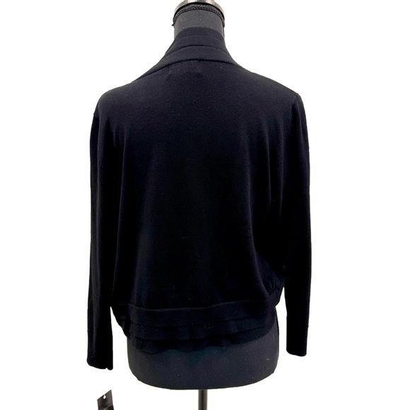 Ronni Nicole - Parisian Chic in a Shrug Black Sweater Open-Front Knit 🇫🇷 - Picture 9 of 11